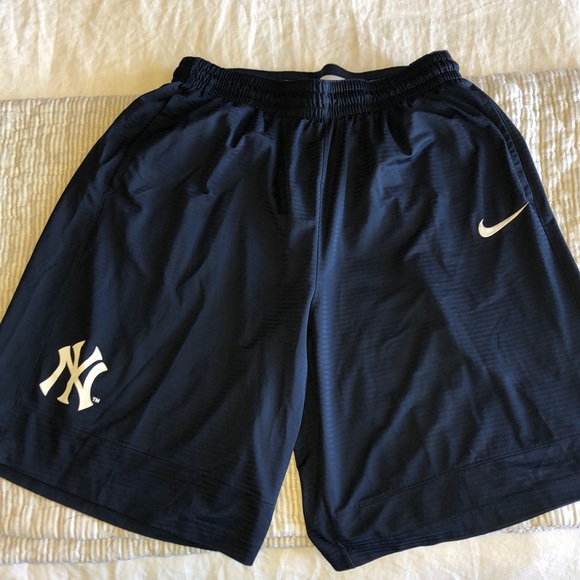 nike mlb shorts
